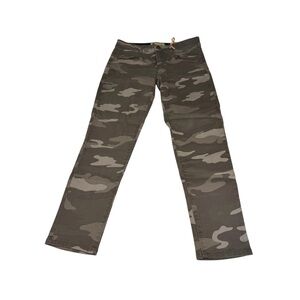 Democracy “Ab” Technology Freedom Ankle Pants – Camo – 6 (NWT)